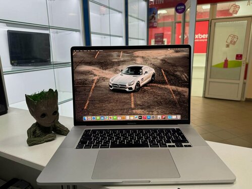 Изображение товара 16" Ноутбук Apple MacBook Pro 16 2019, 3072x1920, Intel Core i7 2.6 ГГц, RAM 16 ГБ, 2667 MHz, DDR4, SSD 512 ГБ, AMD Radeon Pro 5300M
