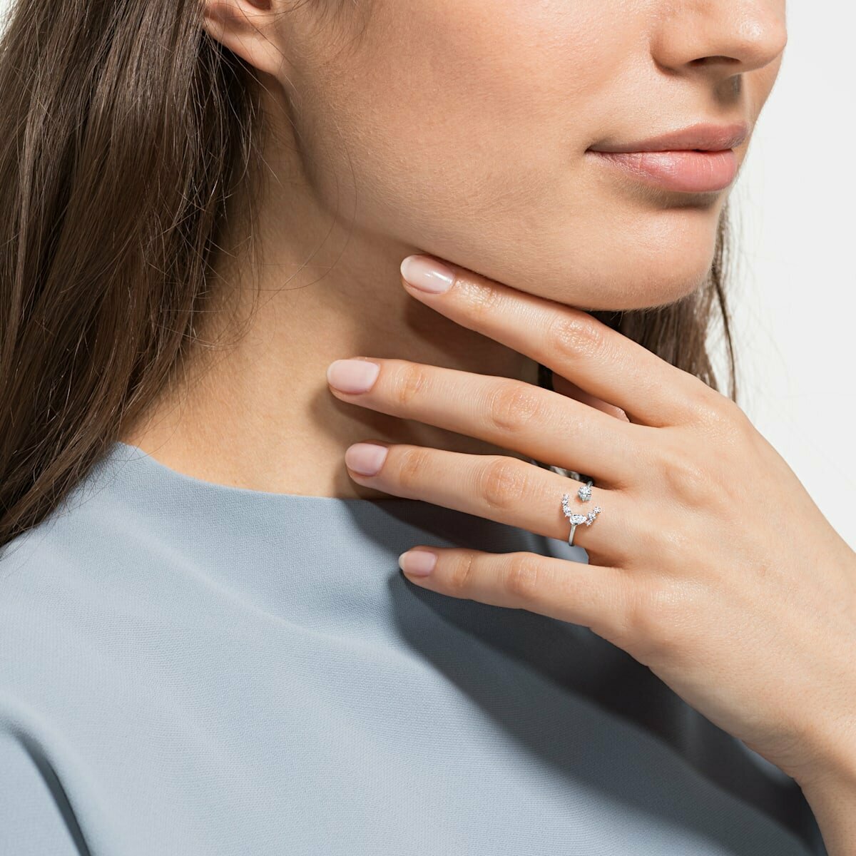 Кольцо помолвочное SWAROVSKI, кристаллы Swarovski, размер 17, серебряный, бесцветный, белый — фото 1