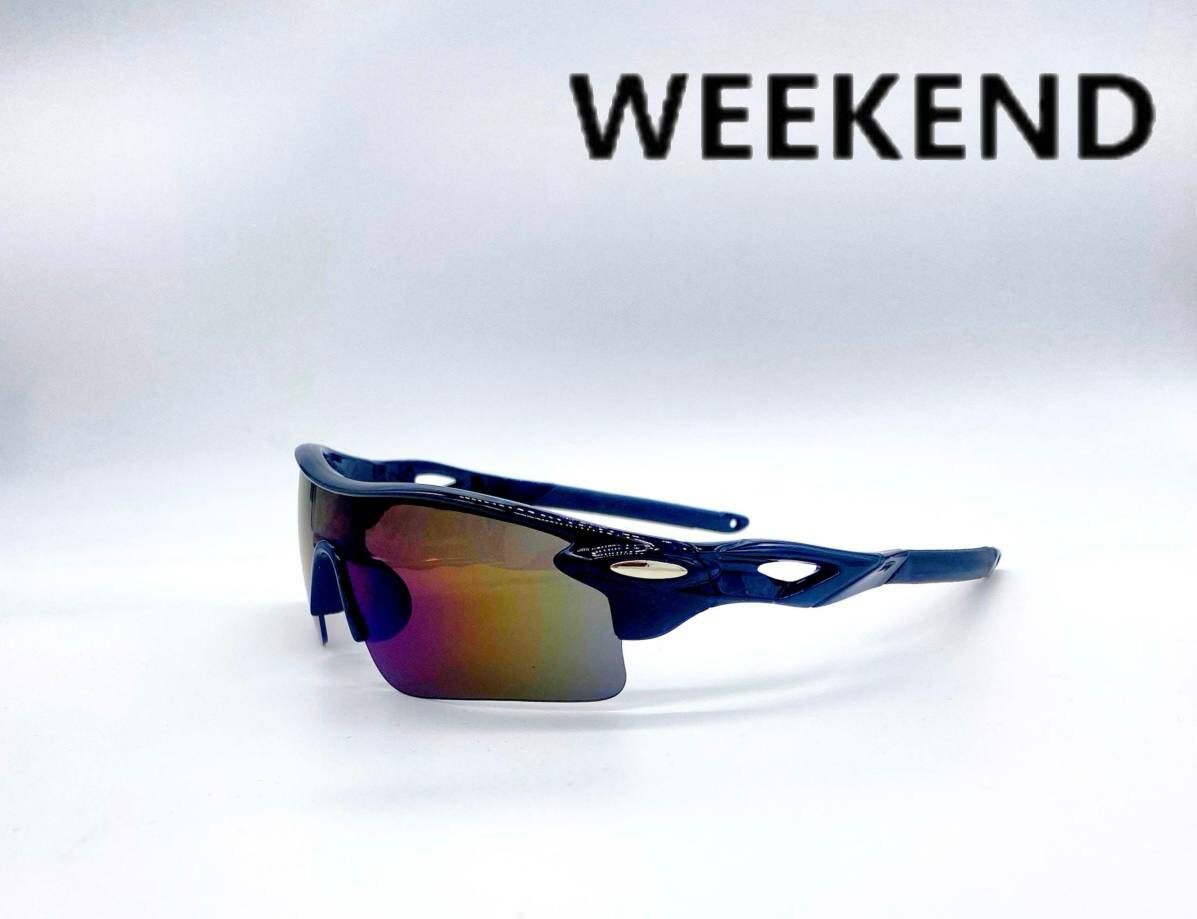 Солнцезащитные очки Weekend