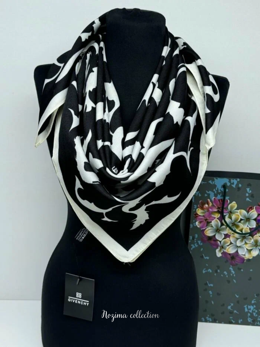 Платок  для девочек и женщин,90х90 см, черный (200)