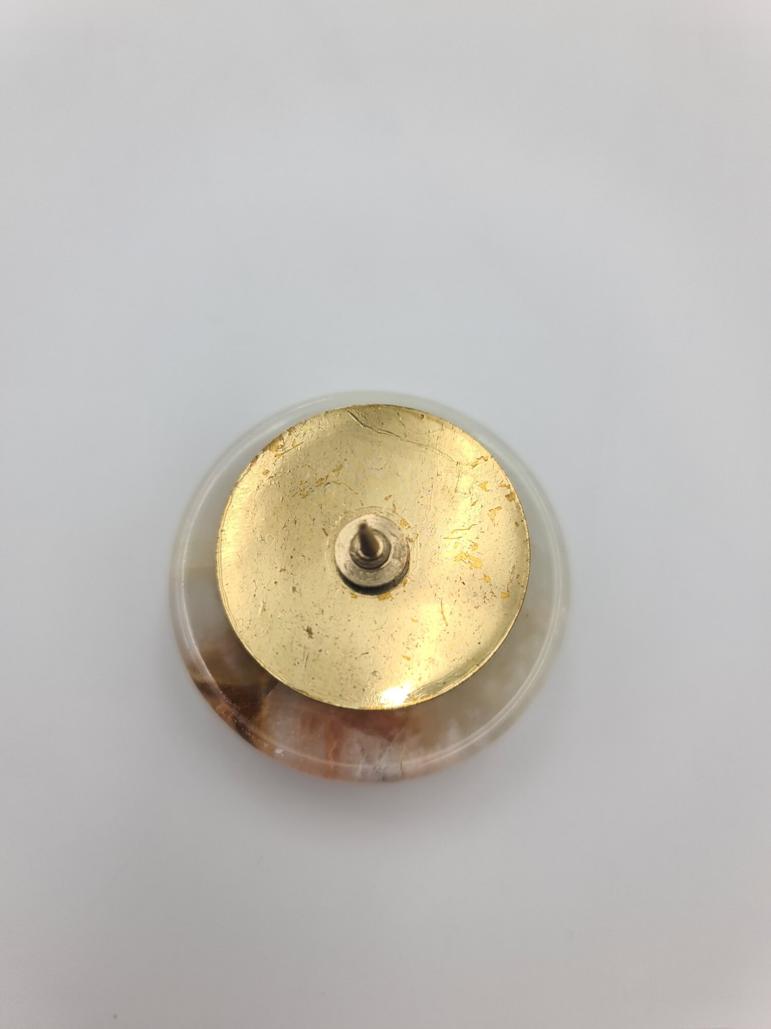 Подсвечник из натурального полудрагоценного оникса с иглой от бренда Present61 — фото 1