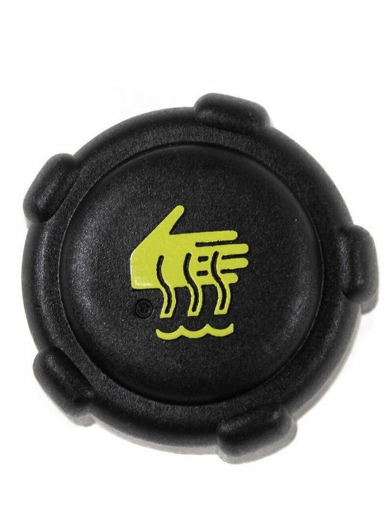 Крышка расширительного бачка Logan Логан Largus Ларгус Vesta Веста X-ray Х Рей Duster Almera G15 8200048024 — фото 1