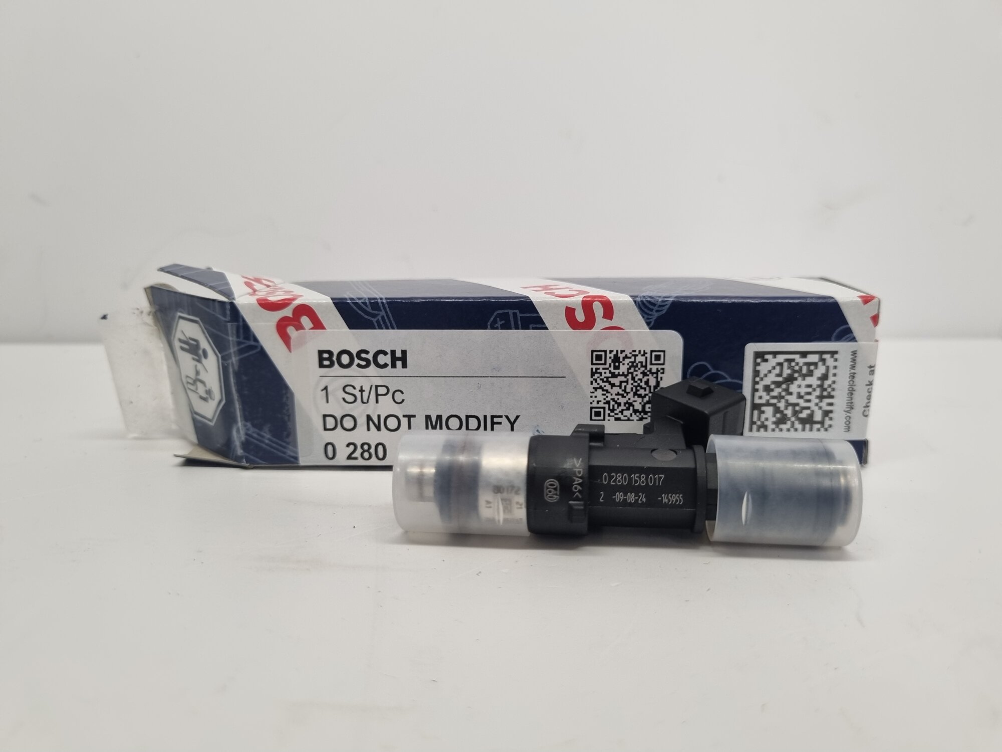 Форсунка топливная BOSCH 017, 1,6л 8кл. арт. 0 280 158 017 ВАЗ-2110-2112, 2113-2115, 2170, 1117-1119, 2190, 2123
