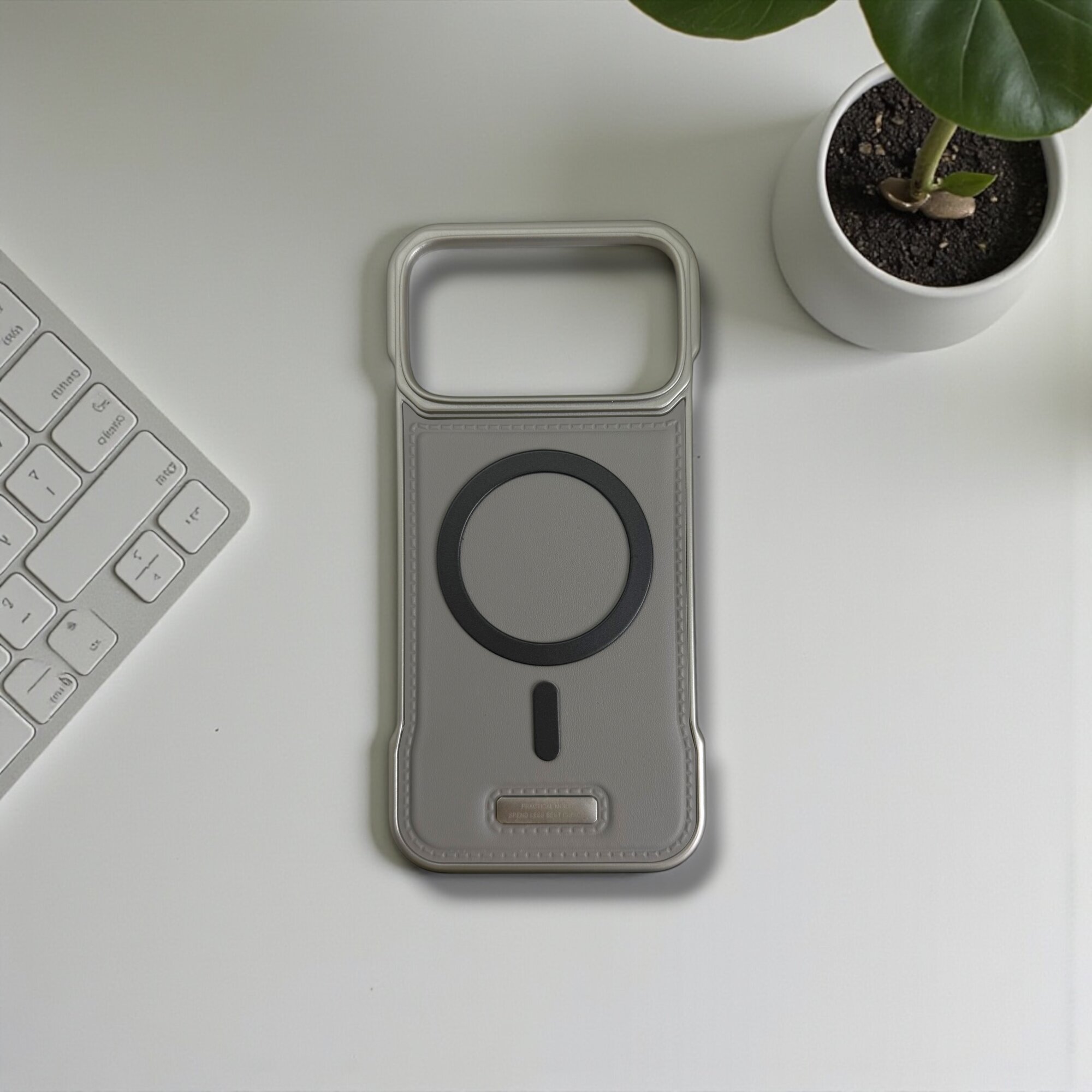 Чехол для iPhone 17 Pro из эко-кожи с металлическим дизайном, премиум, защитный, стильный и современный