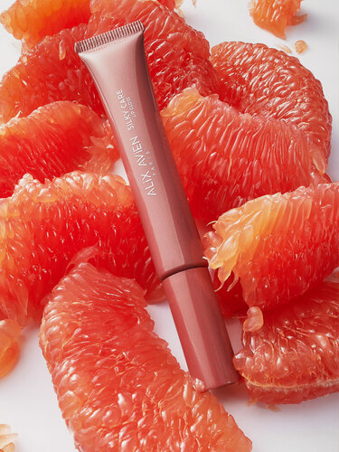 Изображение товара Блеск для губ ALIX AVIEN тон 303 salmon pink розовый в тюбике, глянцевый увлажняющий