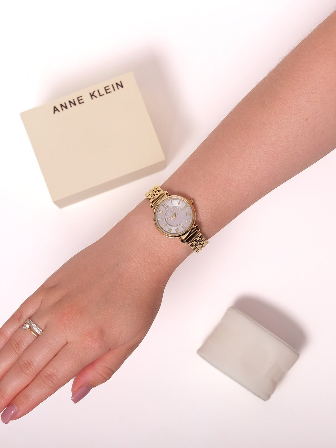 Наручные часы ANNE KLEIN, серый/золотой — фото 1