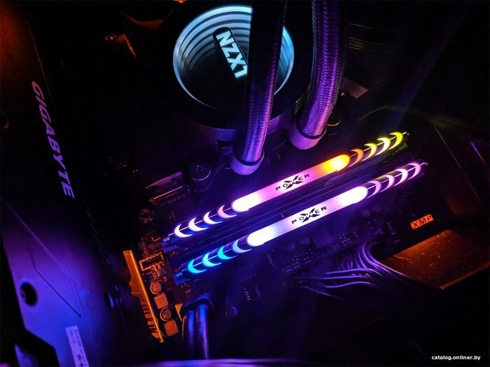 Silicon Power DDR4 XPOWER Turbine RGB SP016GXLZU320BDB 16GB