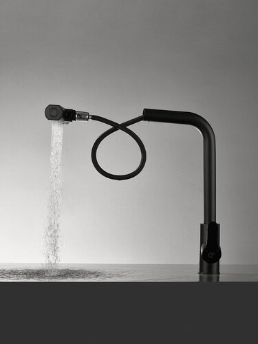 Изображение товара Смеситель для кухни с выдвижным изливом RAFFINE F203H черный