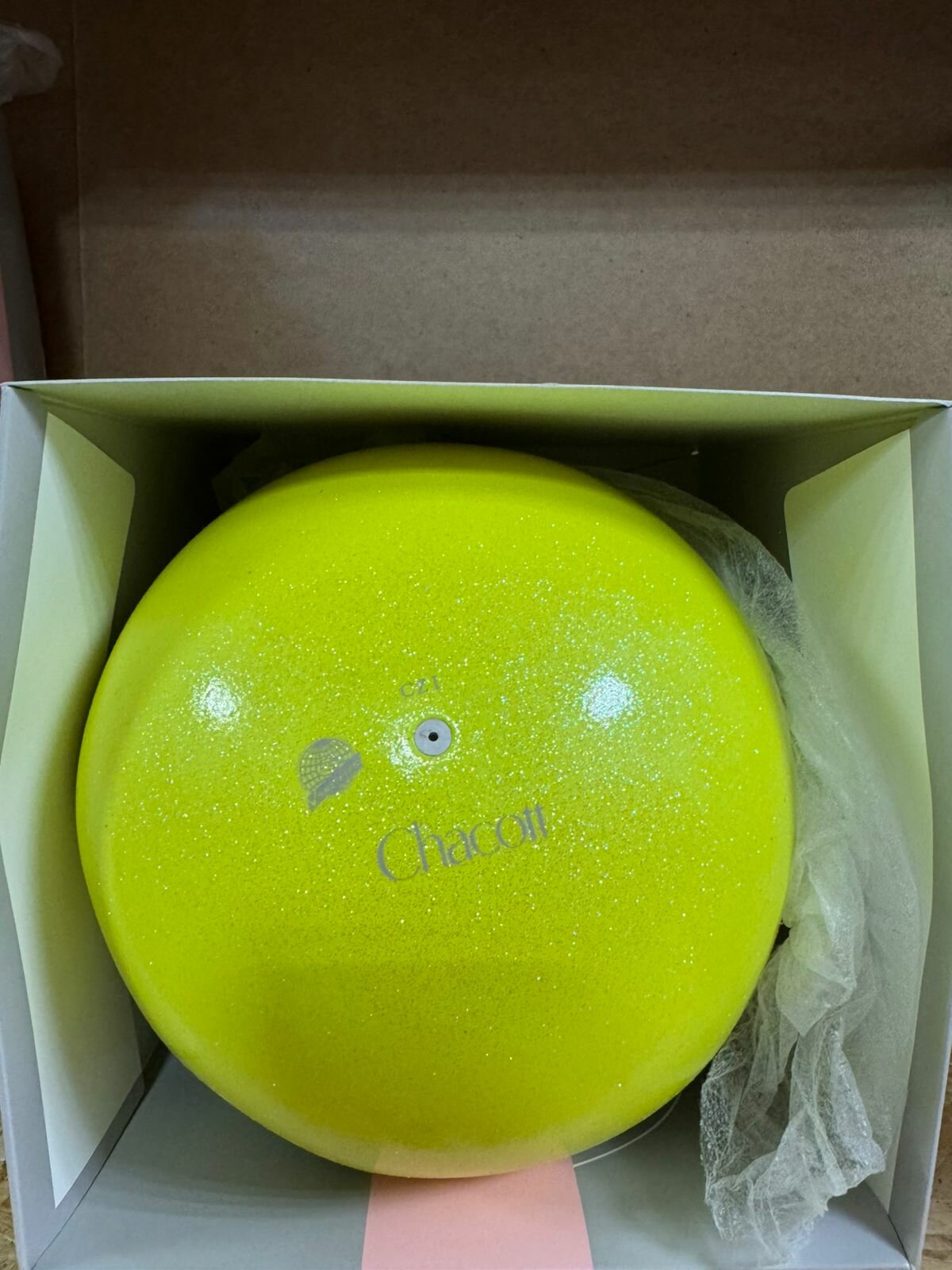 Мяч CHACOTT "Shiny" 18,5 см 662, Лимонный FIG