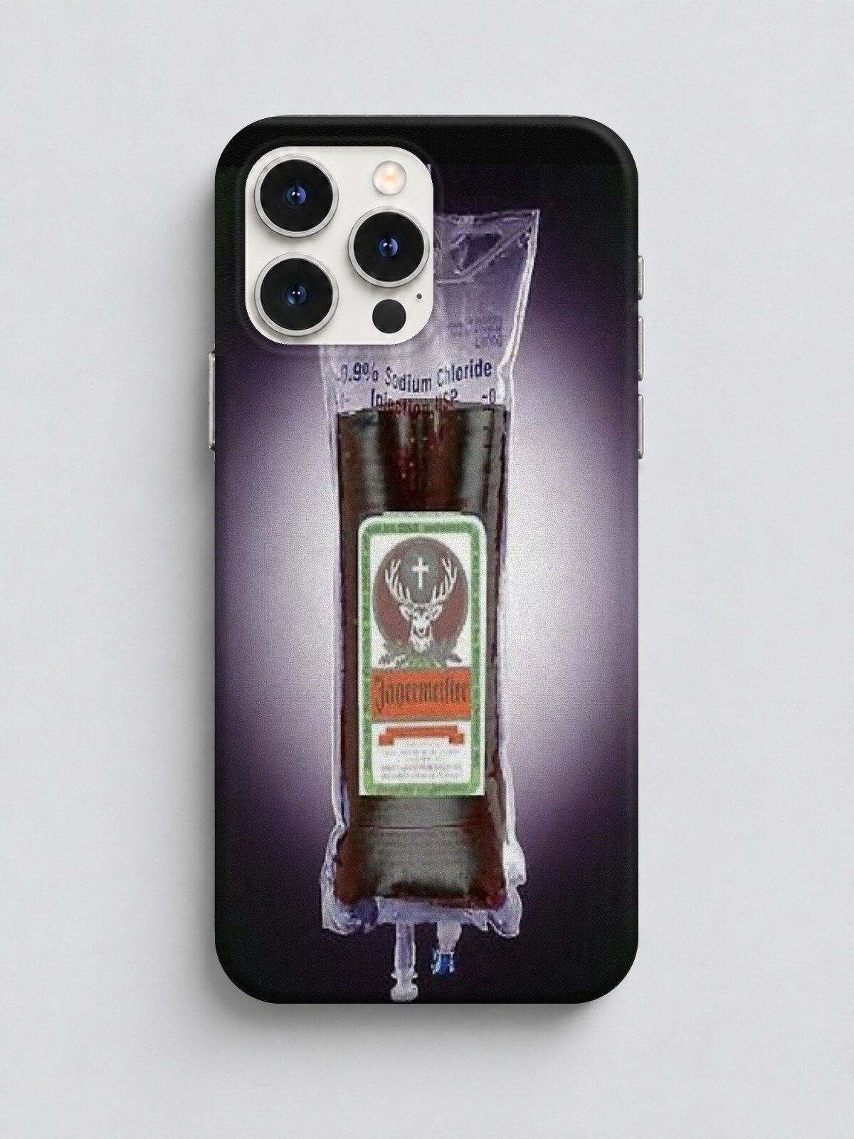 Силиконовый чехол на iPhone 15 Pro Jägermeister