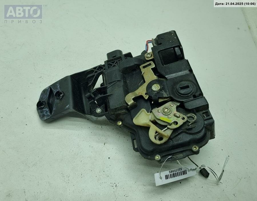 Замок двери задней левой Volkswagen Passat B5