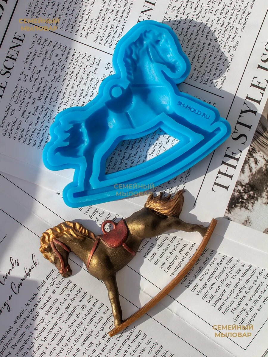 Силиконовая форма / Елочная игрушка Лошадка — фото 1