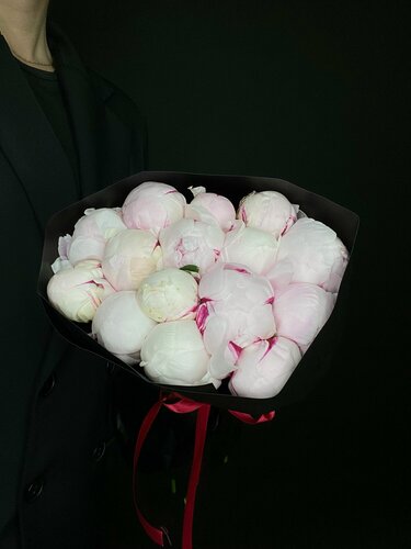 Изображение товара 15 пионов (пион 15 шт.), высота букета 40 см, ширина букета 20 см