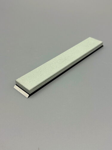 Изображение товара Камень Shapton Pro, 8000 Grit (25мм) для заточки ножей и ножниц. Точильный камень