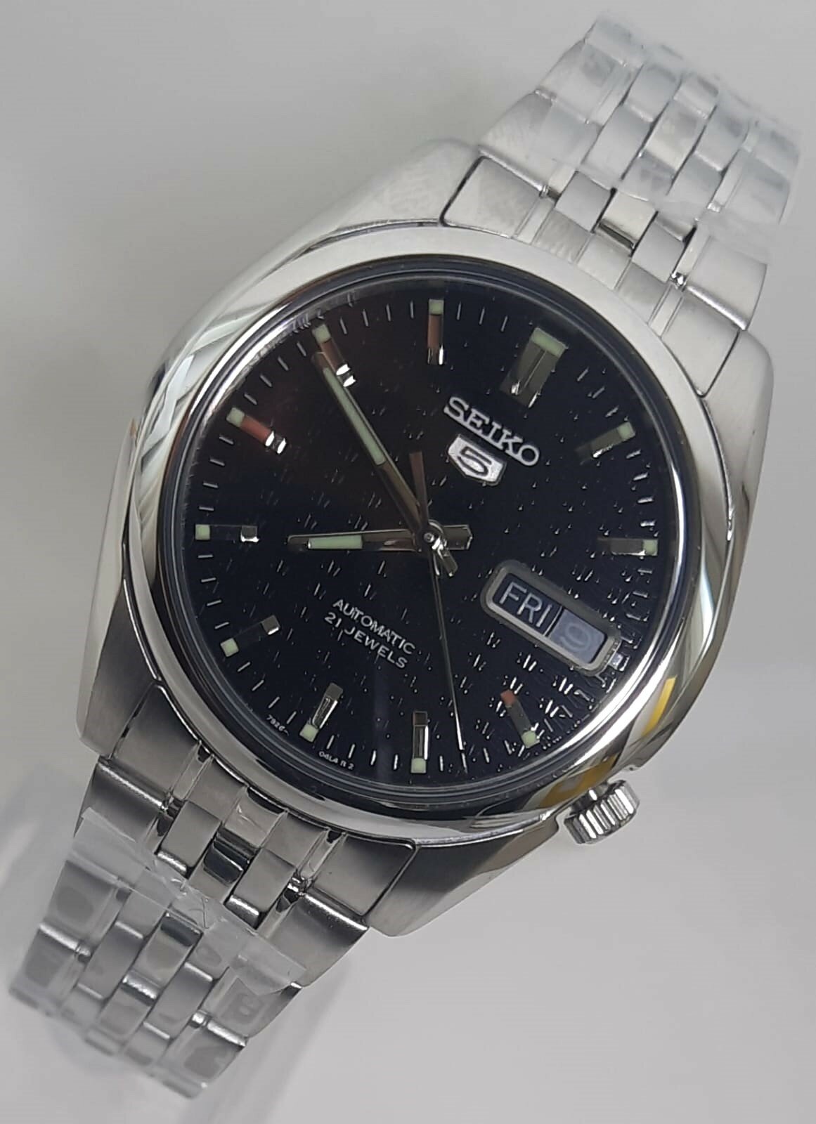 Наручные часы SEIKO 5 Sports 