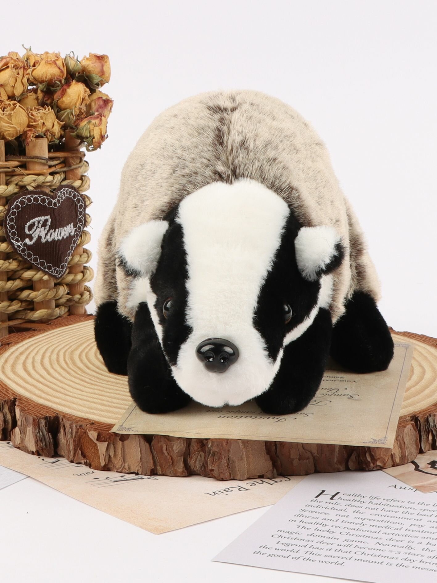 Мягкая игрушка Барсук плюшевый 30 на 13 см — фото 1