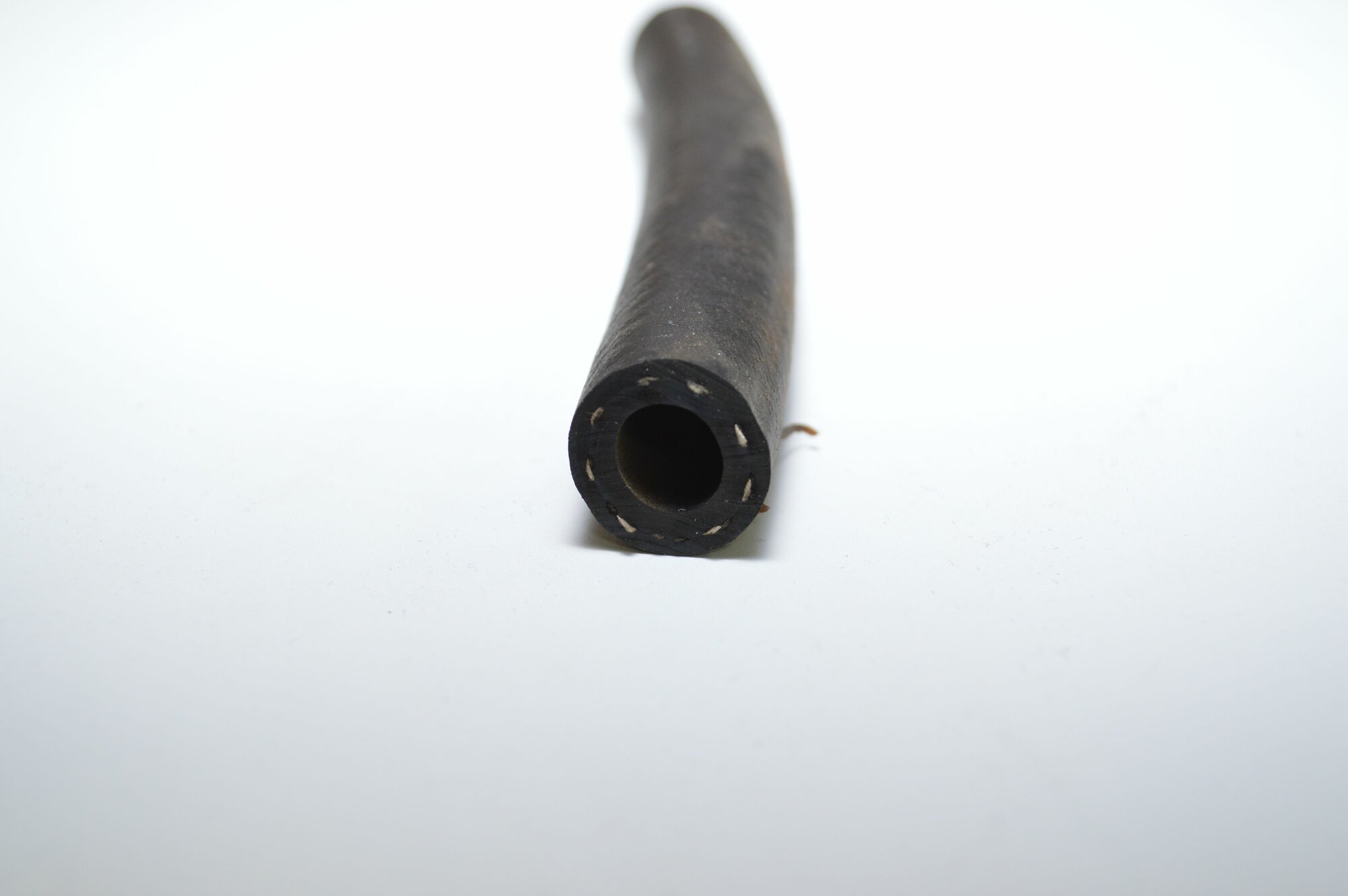 Шланг многофункциональный внутренний диаметр 12 мм, наружный 23 мм. длина 1 метр. С хранения