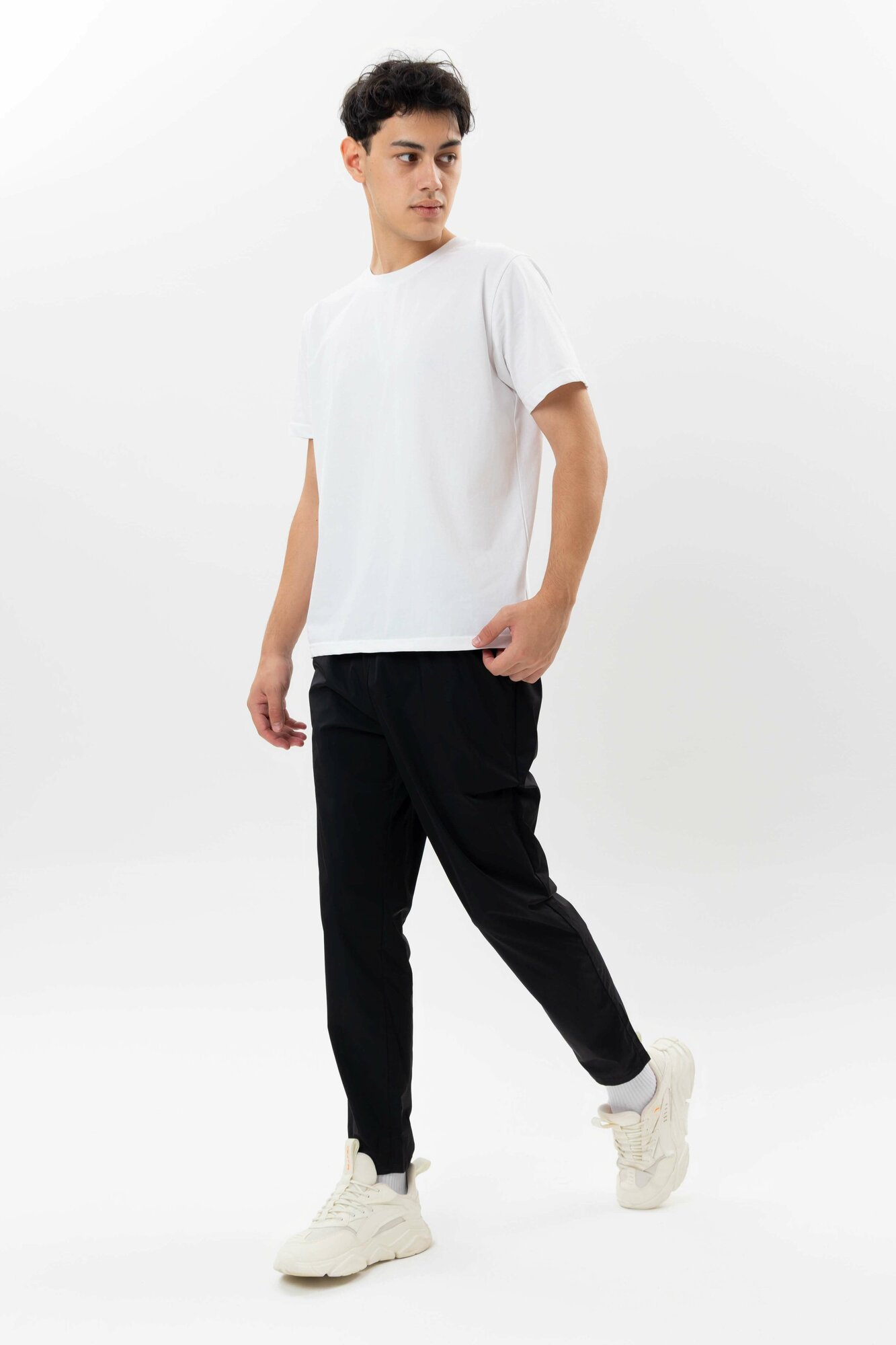 Брюки джоггеры TERRA PRO, размер 36, black — фото 1