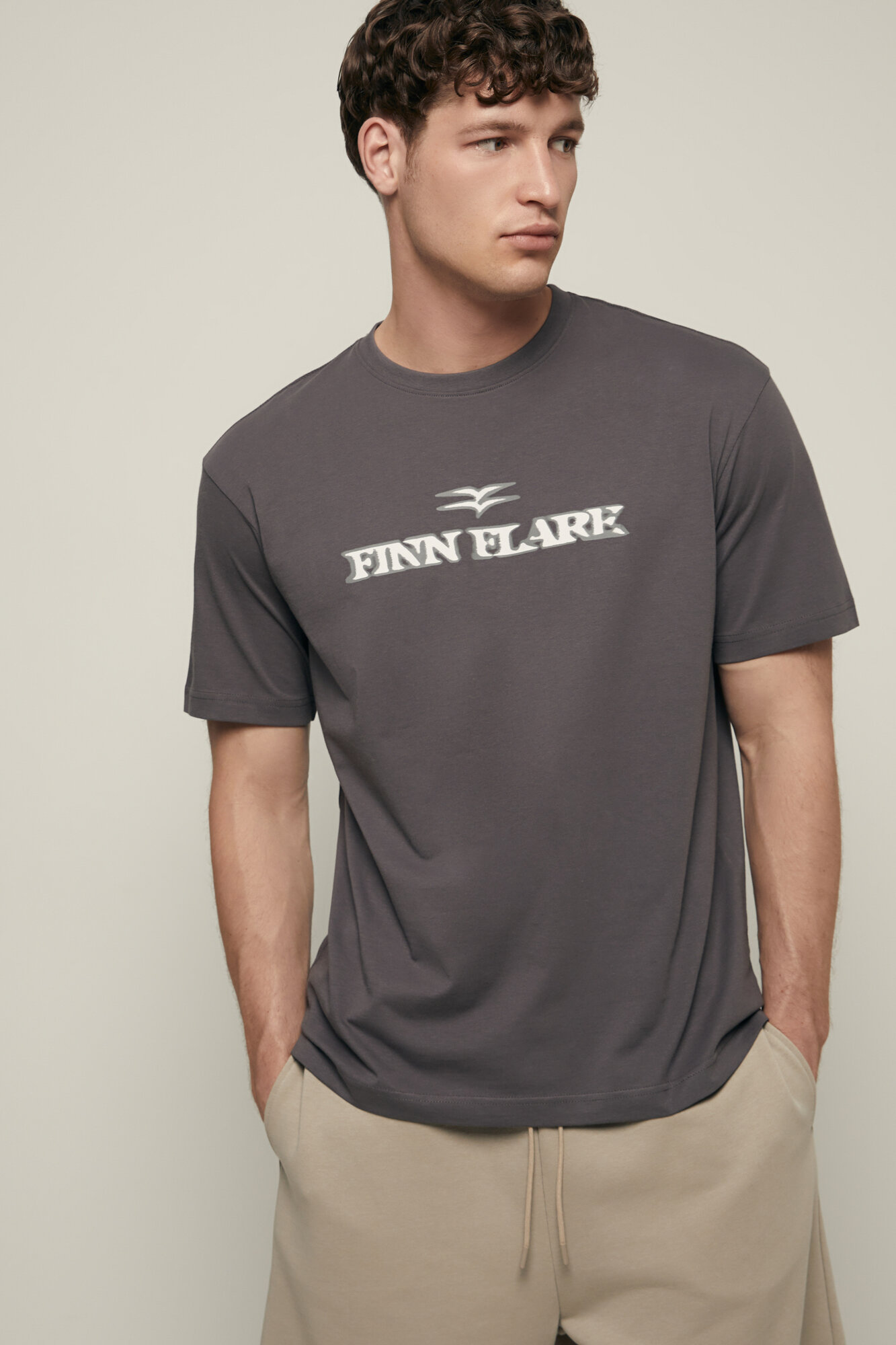 Футболка FINN FLARE из хлопка с коротким рукавом