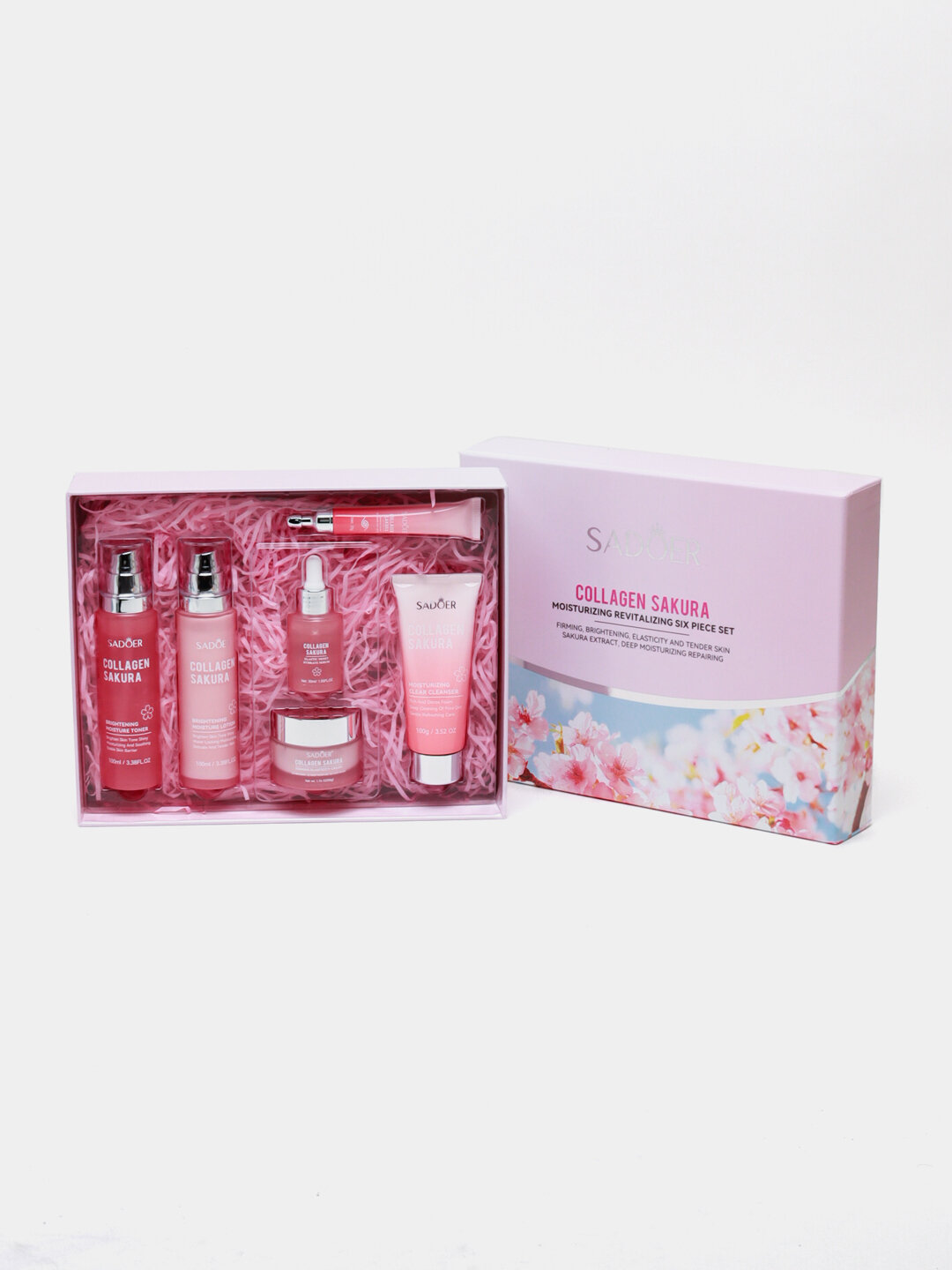 Набор косметики SADOER Sakura Collagen 6-in-1 Этот косметический набор на основе коллагена и экстракта сакуры