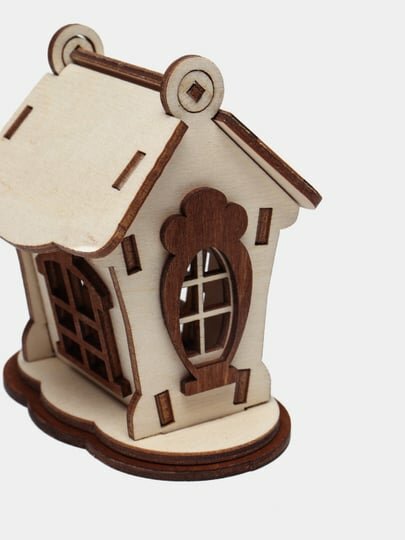 Декоративный домик, шкатулка для небольшого подарка 80 на 50 высота 85 ММ