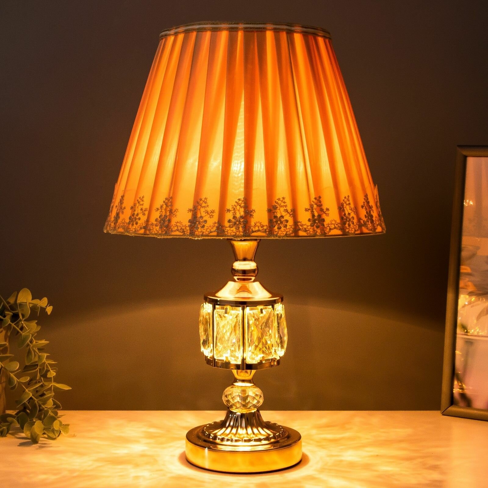 Лампа настольная "Энтузиазм" 1х60Вт E27 золото низ подсветка 26х26х46 см