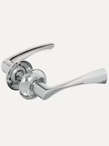 Изображение товара Ручка дверная Apecs Megapolis New-York H-0823-A-CR, хром, алюминий, комплект из 2 штук на круглой розетке для межкомнатных дверей.