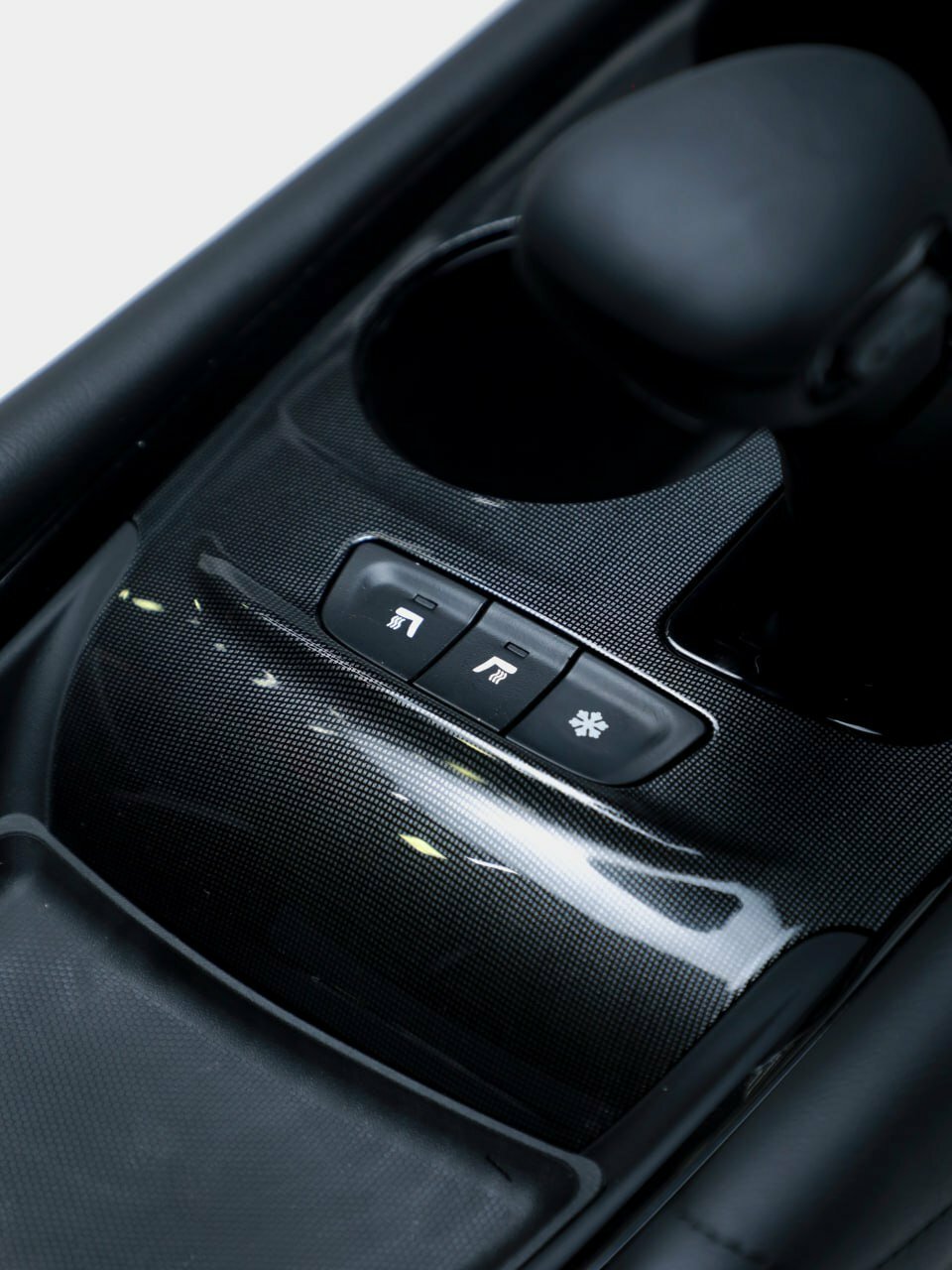 Подлокотник на Chevrolet Cobolt Malibu Бар UZB дизайн Автомат коробка — фото 1