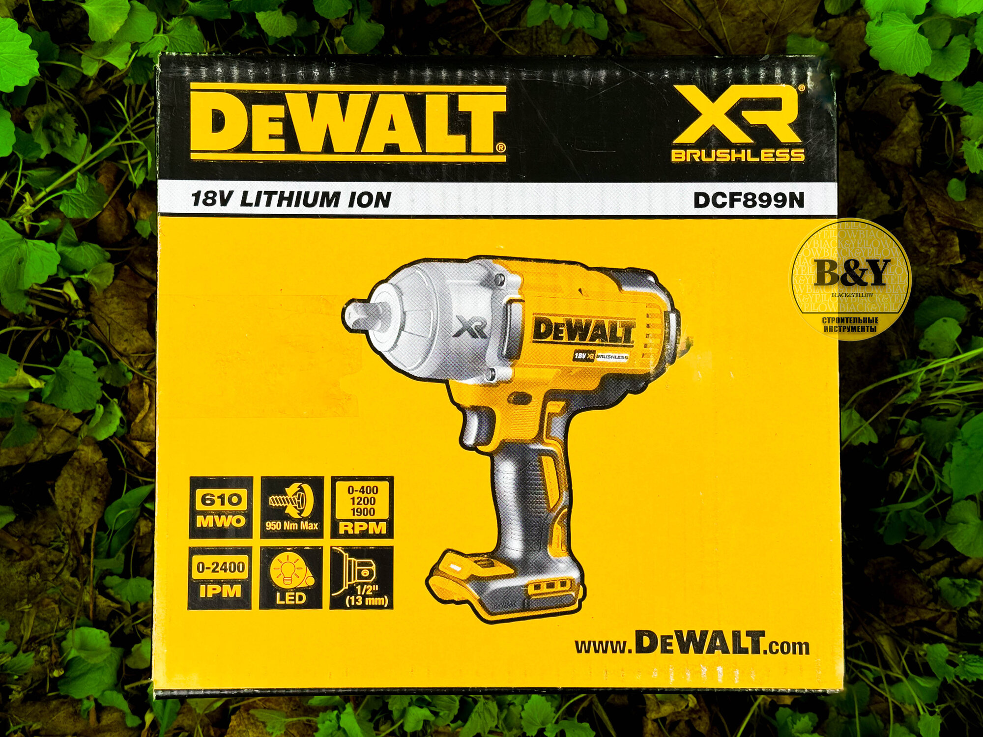 Аккумуляторный ударный гайковерт DeWALT DCF899N без аккумулятора
