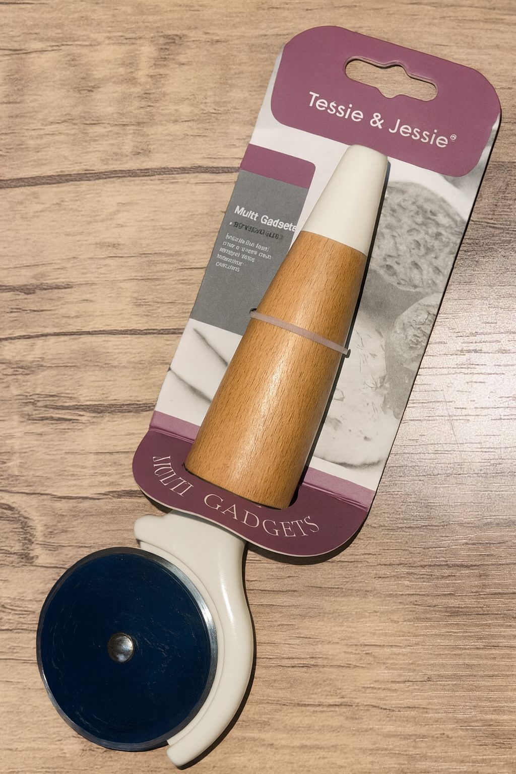 Нож для пиццы и теста — фото 1