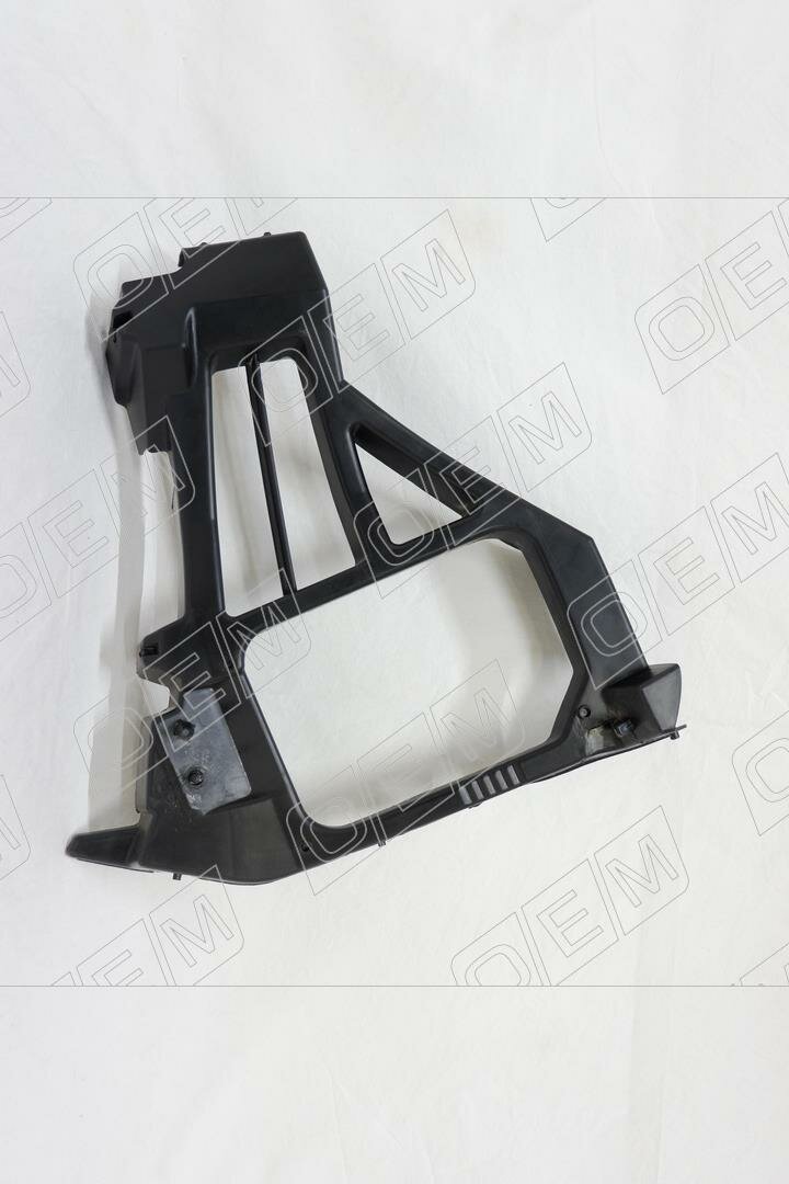 Кронштейн бампера заднего левый Ford Focus 2 1325930, Форд Фокус, год с 2004 по 2011, O.E.M.