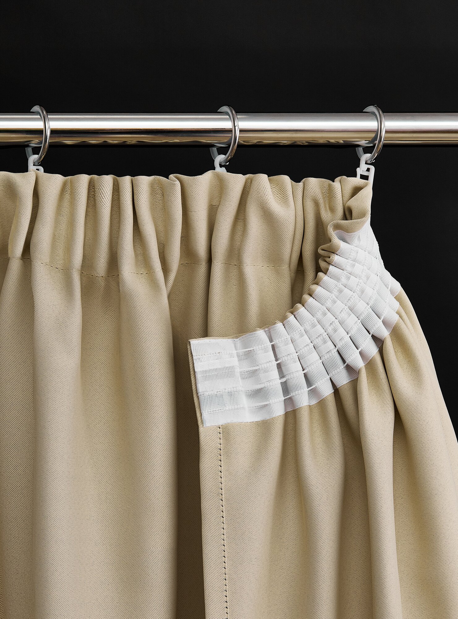 Интерьерные шторы блэкаут DO HOUSE молочные однотонные, плотные, короткие, для кухни, 135х170 см, 2 шт. — фото 1