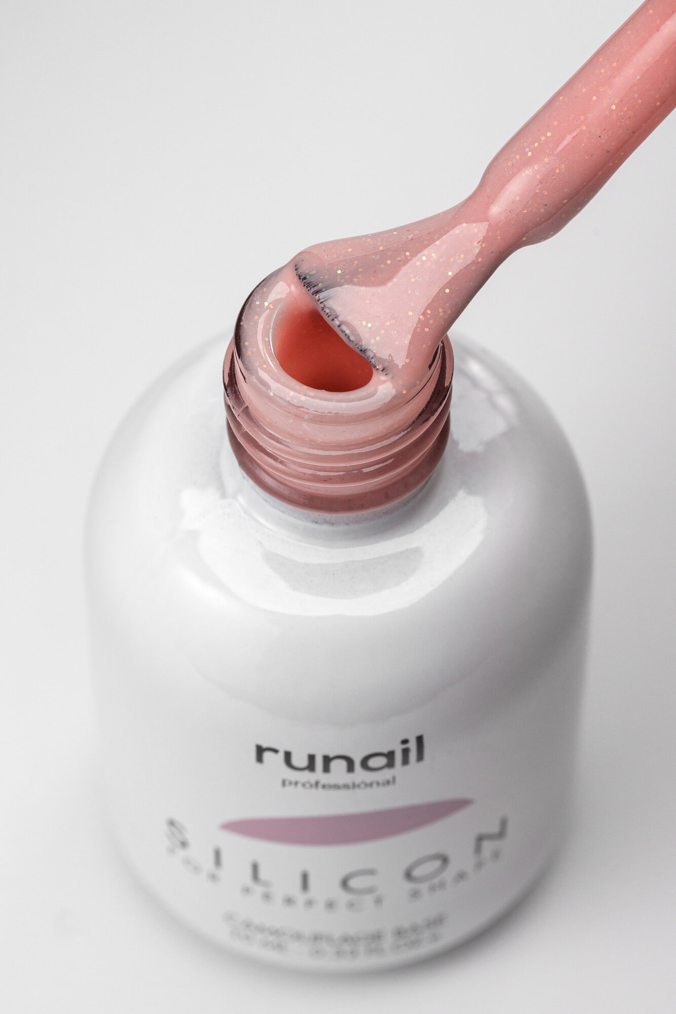 Силиконовая камуфлирующая база для гель-лака, 10 мл №6048 Runail Professional