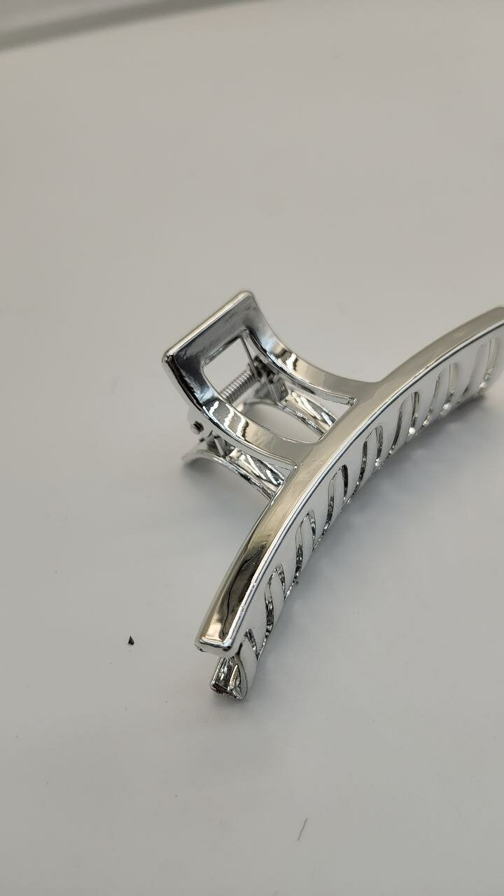 Серебряный крабик для волос — элегантная и стильная заколка для девушек. — фото 1