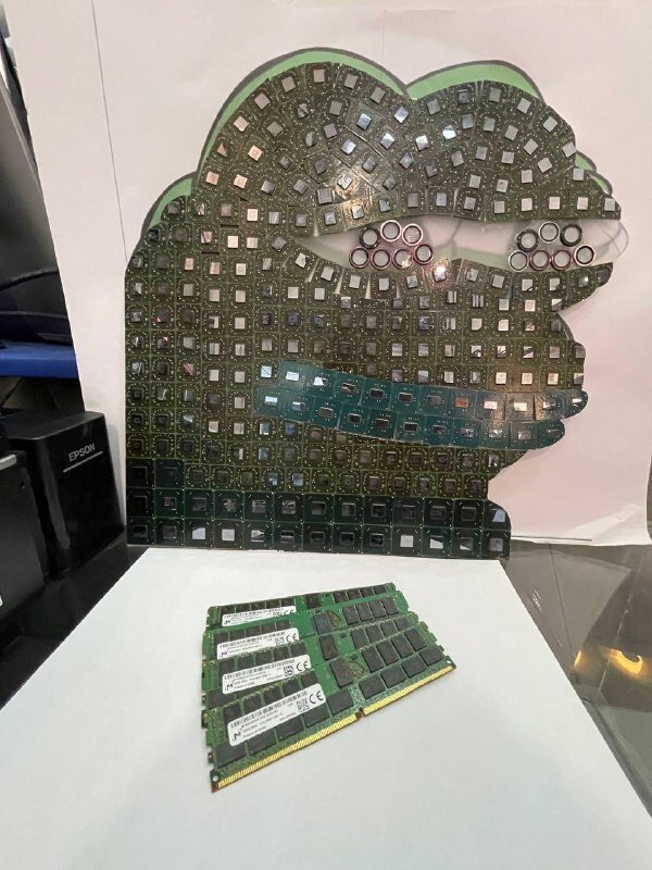 Оперативная память серверная 16 ГБ DDR4 2400 МГц 16Gb