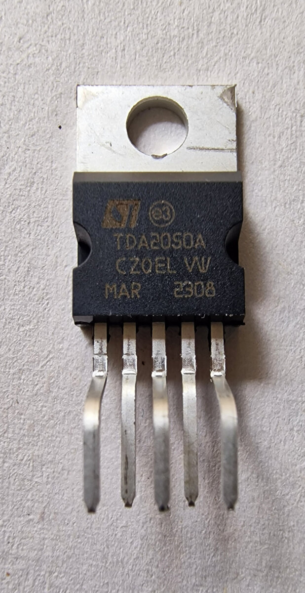 Микросхема TDA2050
