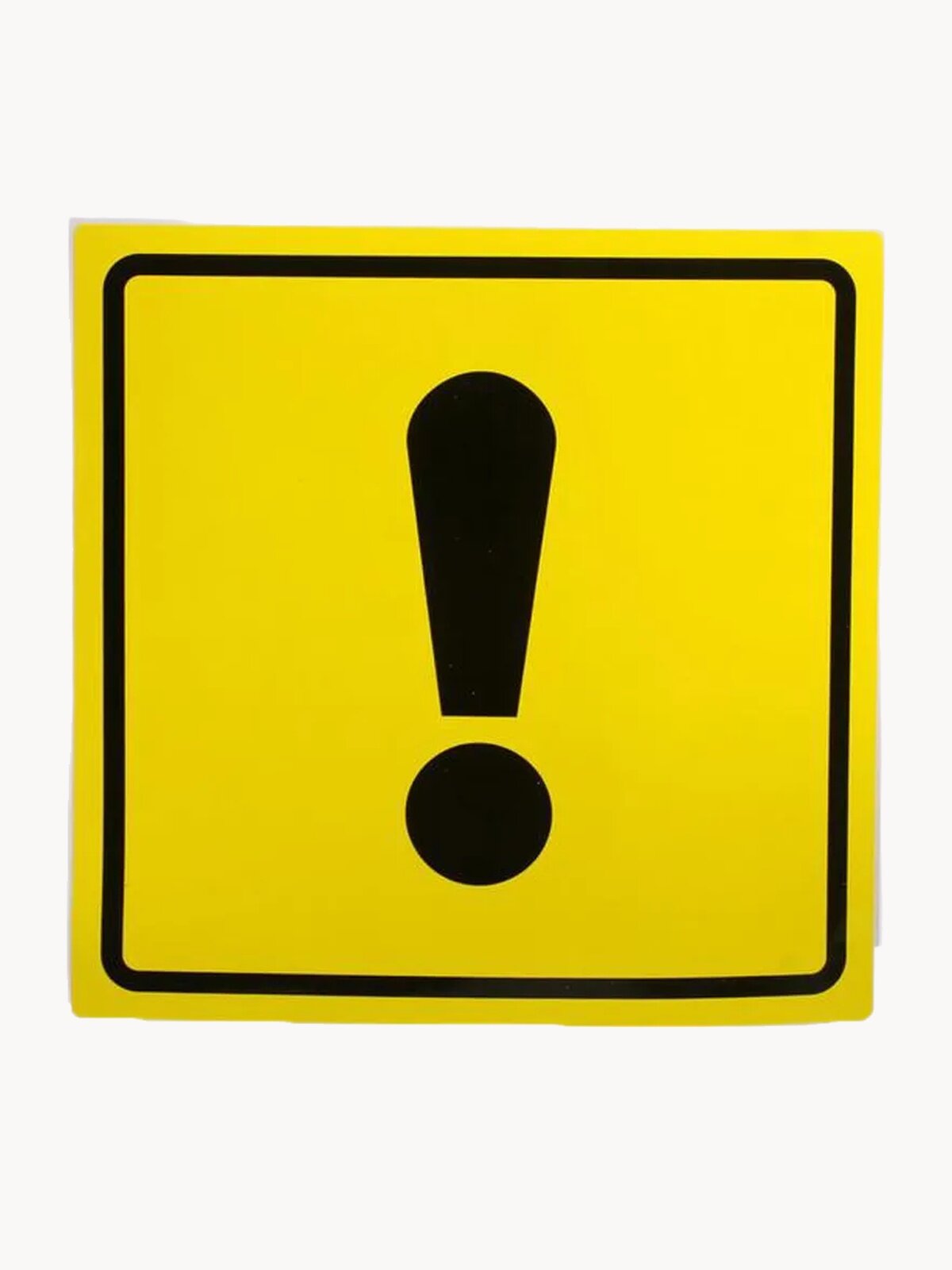 Знак начинающий водитель, наклейка на автомобиль - восклицательный знак (ГОСТ) 15х15 см. наружная