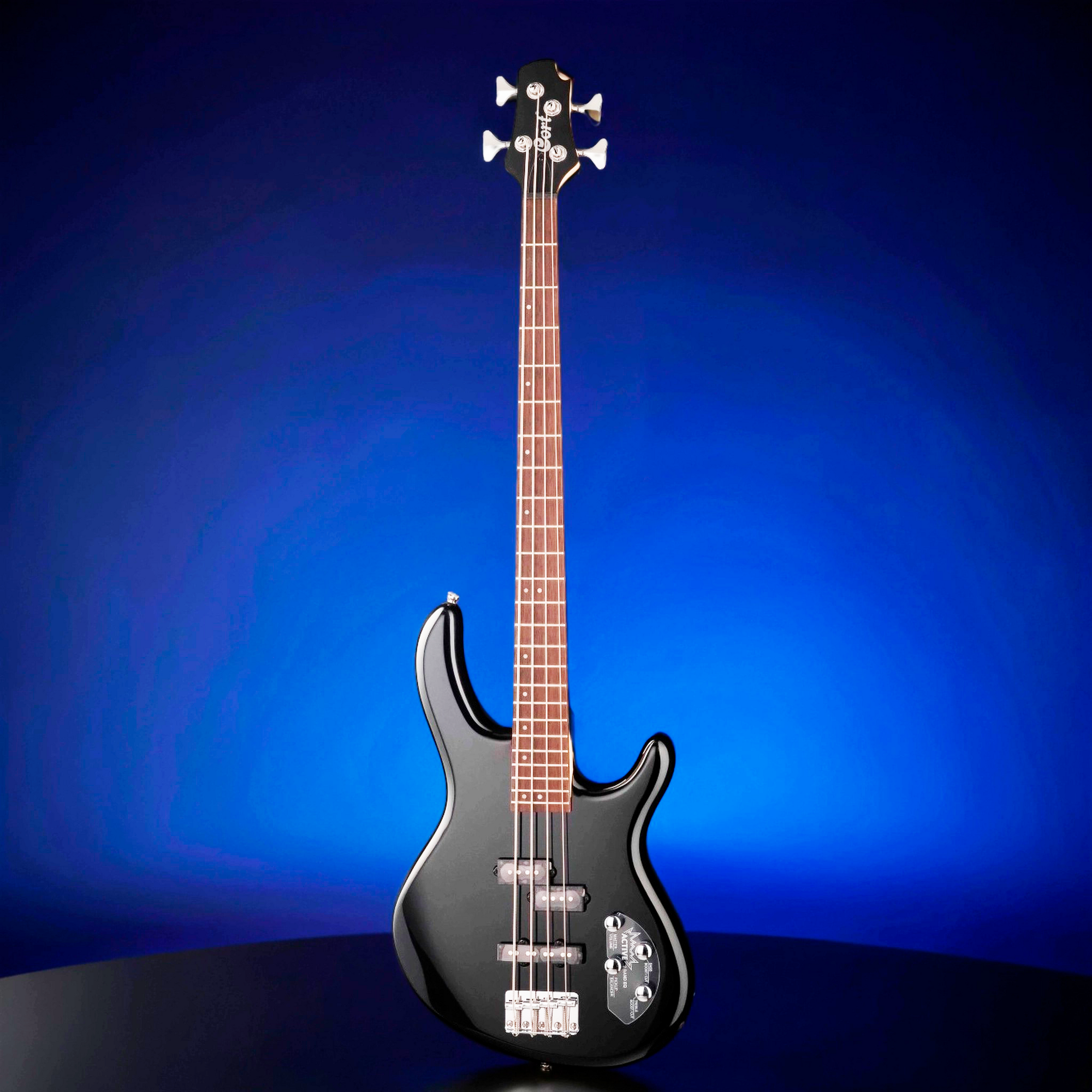 Бас-гитара Cort Action-Bass-Plus-BK