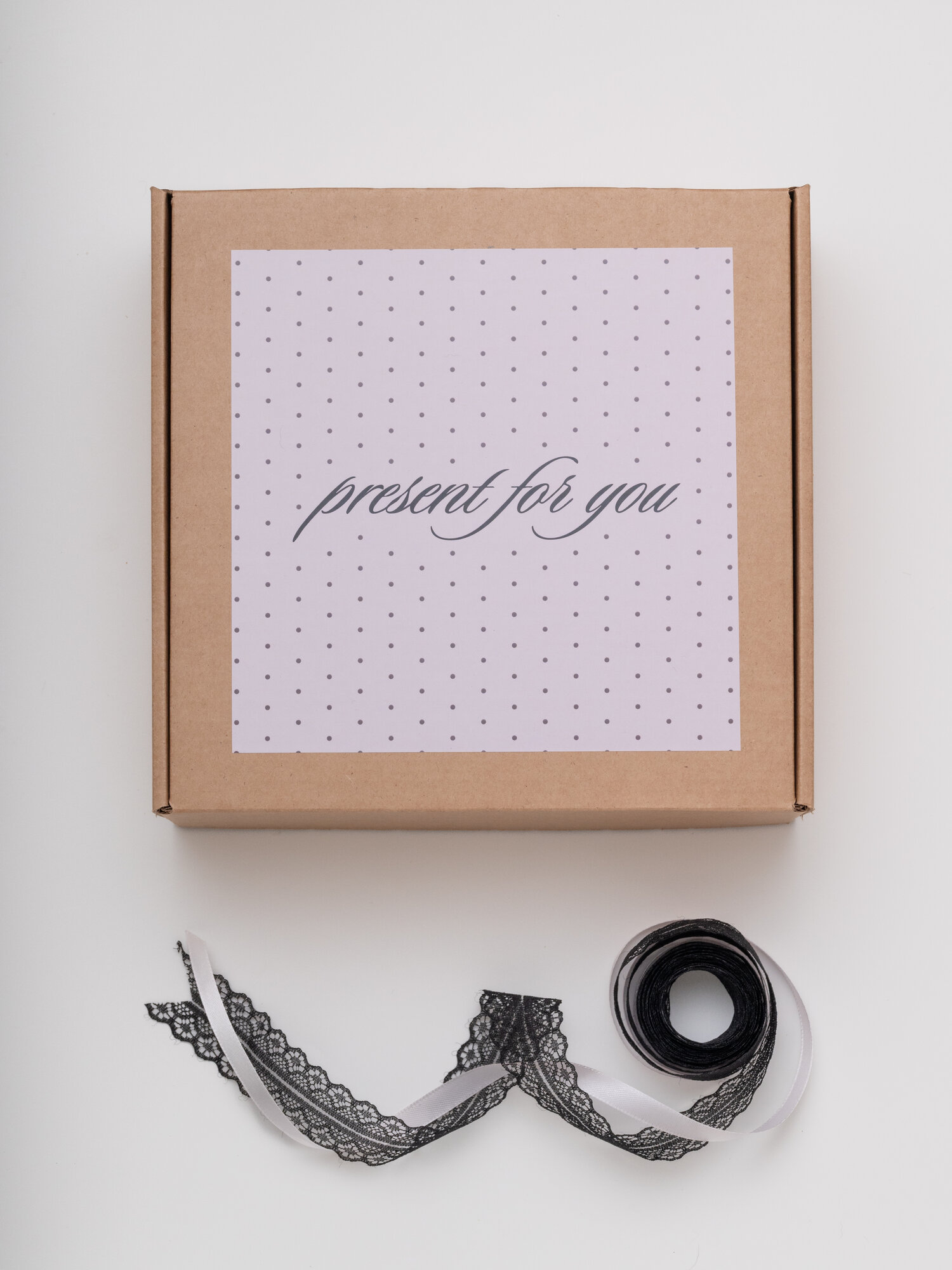 Коробка подарочная, квадратная, черная, светло-розовая, 22x22x10 см — фото 1