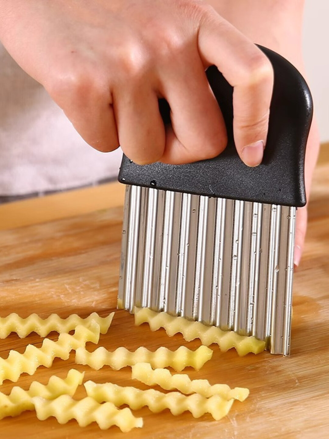 Фигурный нож для картошки фри, овощей и фруктов (черный)