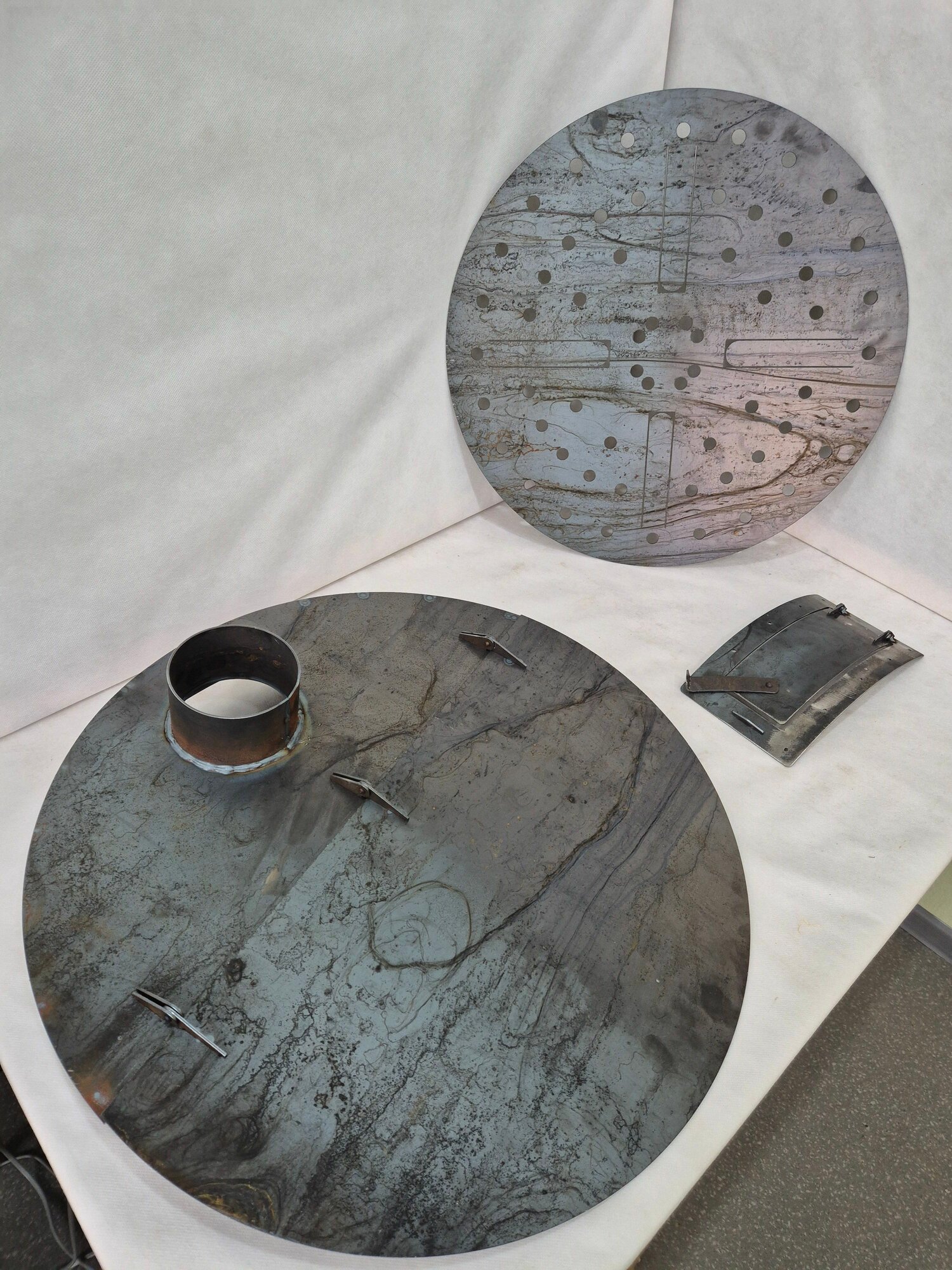 Дверка, крышка и колосник на бочку для сжигания мусора модель 172 2 мм толщина