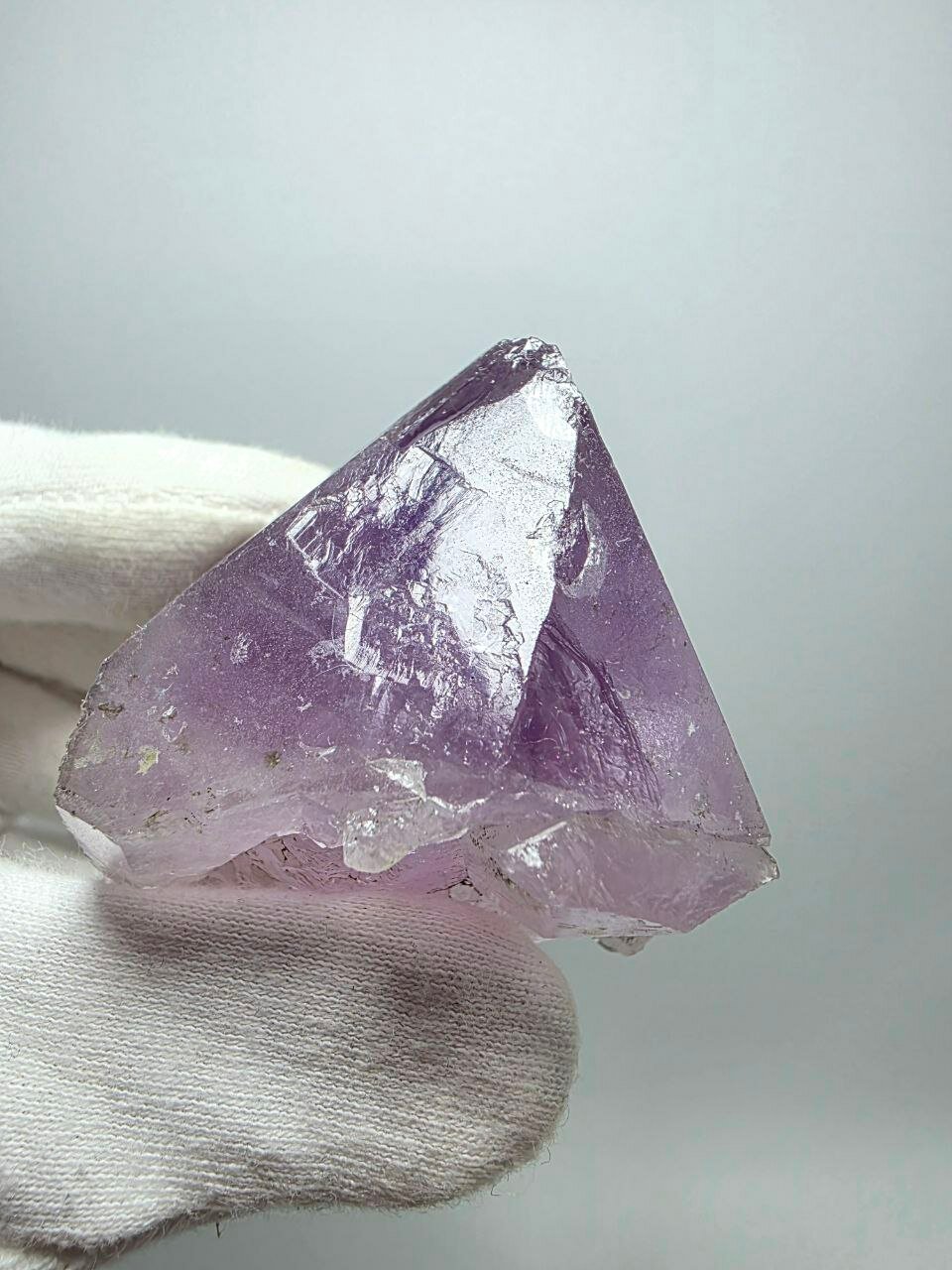 Аметист кристалл 52 мм, 108 г. — фото 1