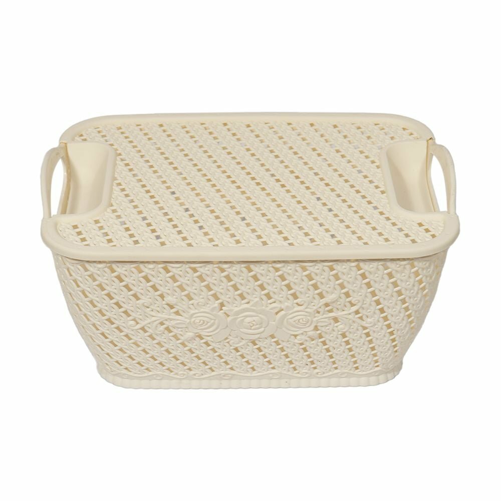 Пластиковая корзина с крышкой, которая может использоваться для хранения различных предметов.