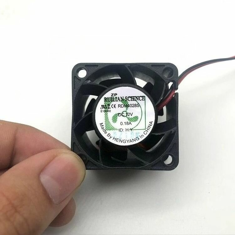 RUILIAN SCIENCE RDM4028S DC12V 0.18A Вентилятор охлаждения -