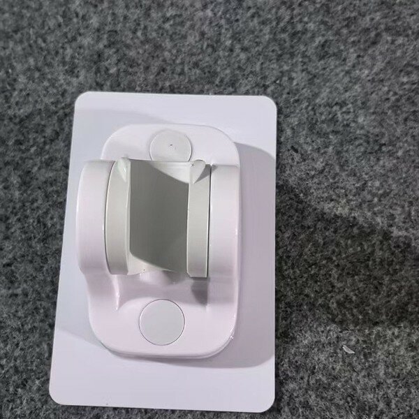 Держатель для душевой лейки  для душа на стену в душ или ванну без сверления самоклеящийся белый