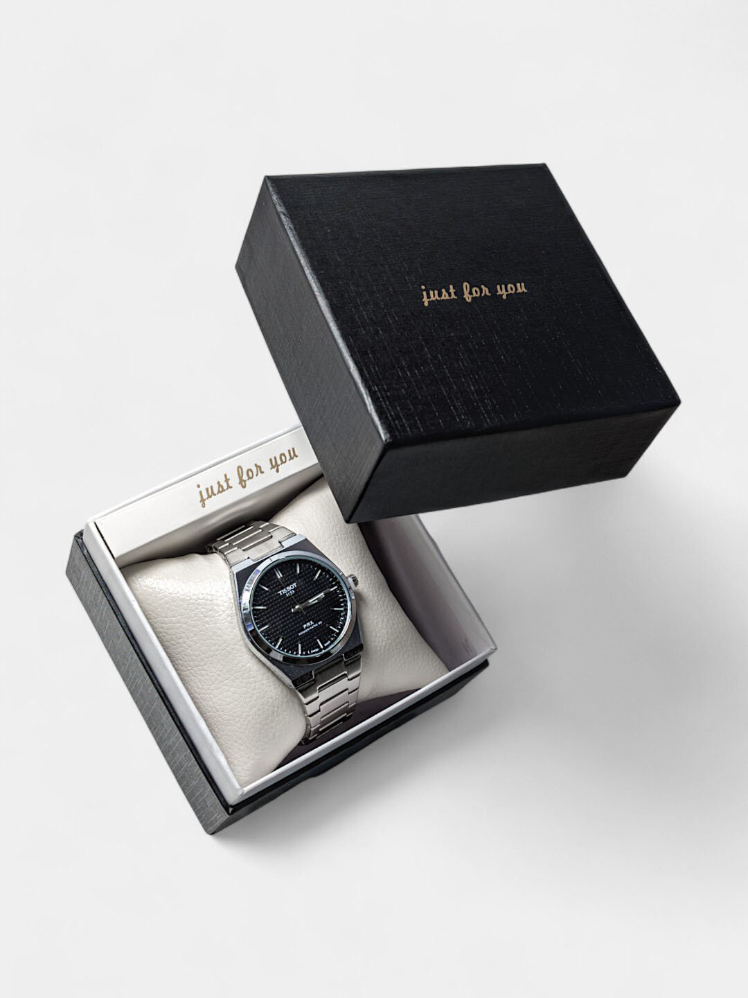 Наручные часы TISSOT Классика, черный
