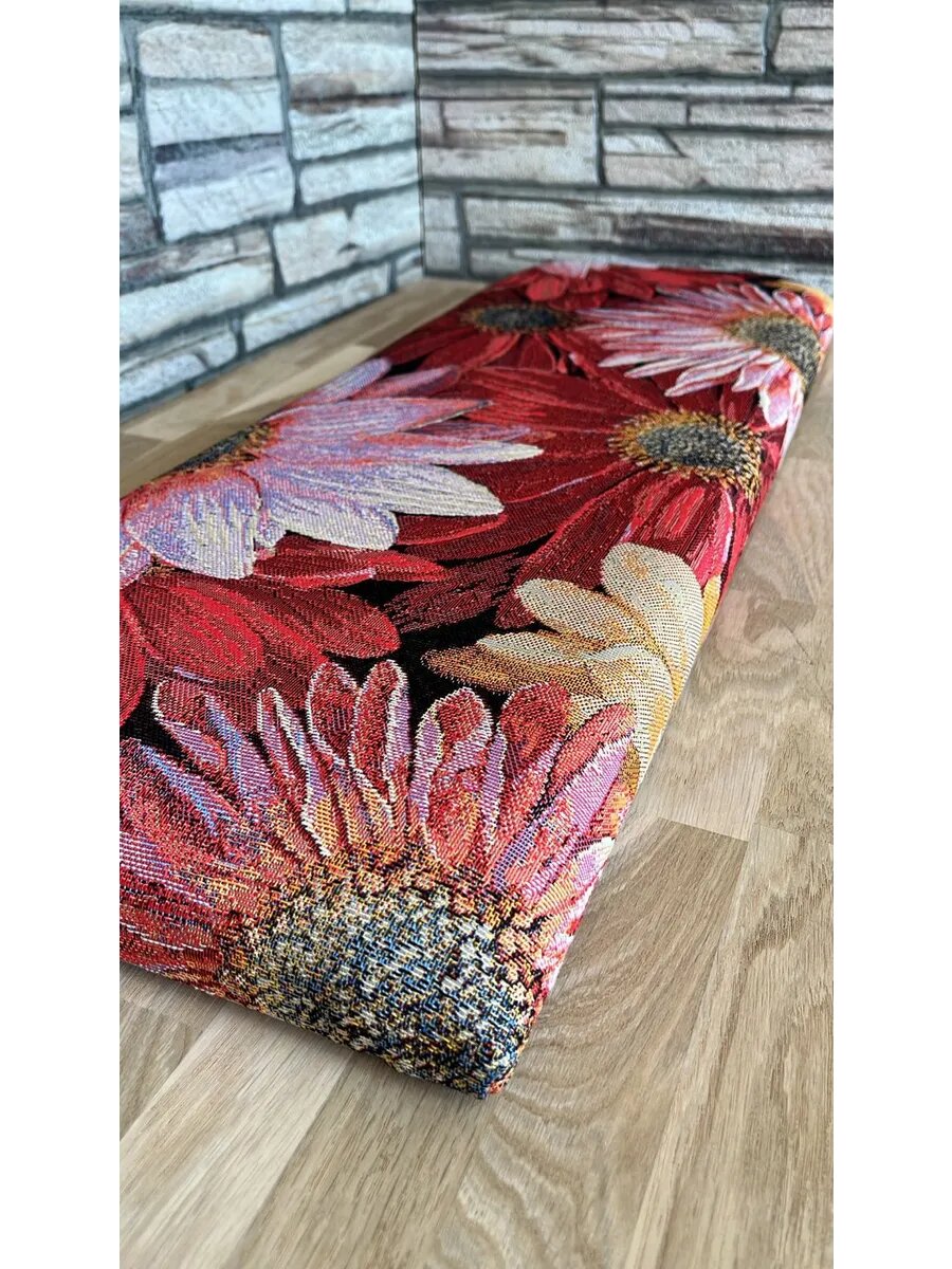 Сидушка на банкетку, обувницу, Студия кованой мебели Нива, цвет красный — фото 1