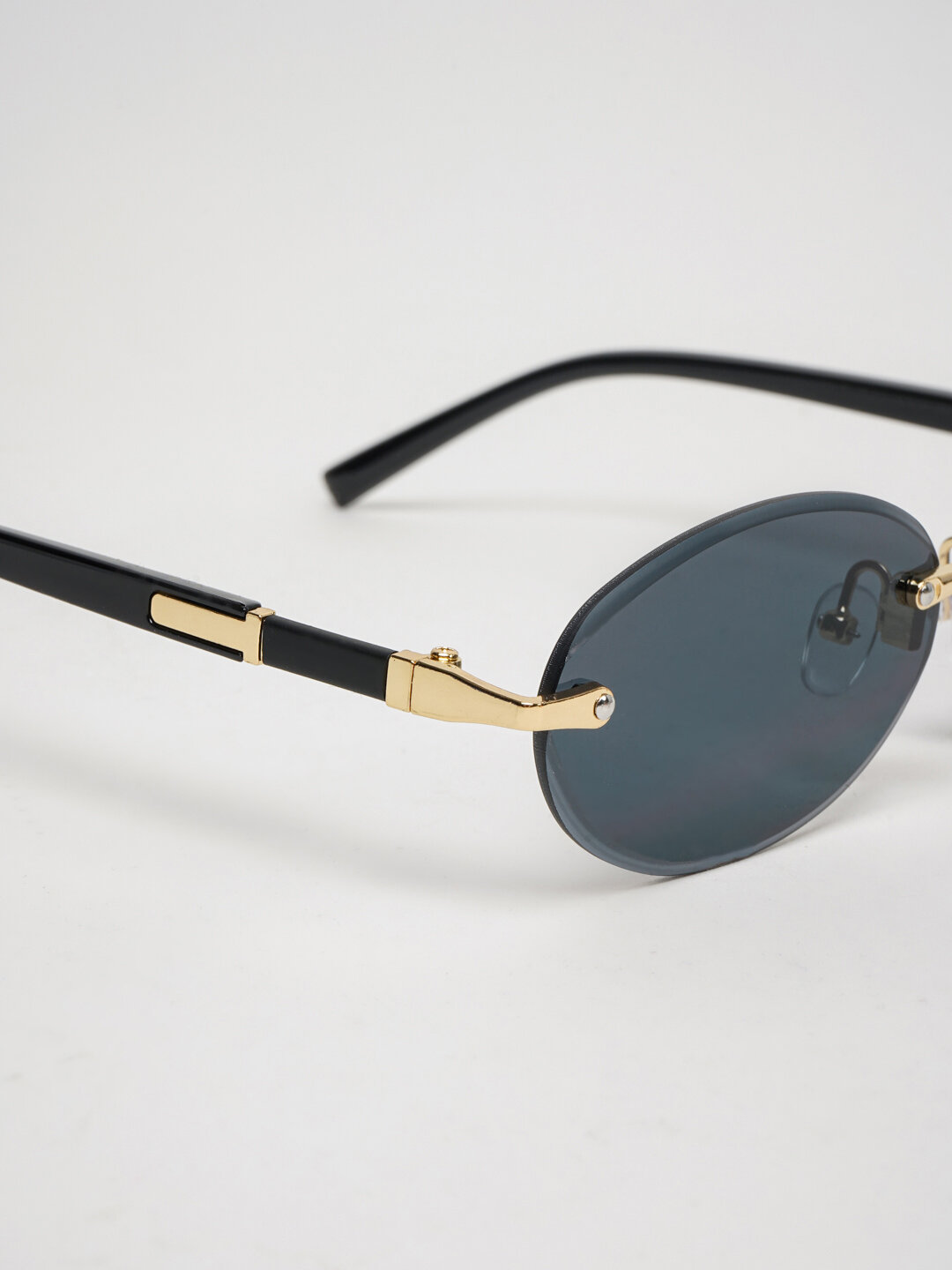 Солнцезащитные очки , черный — фото 1