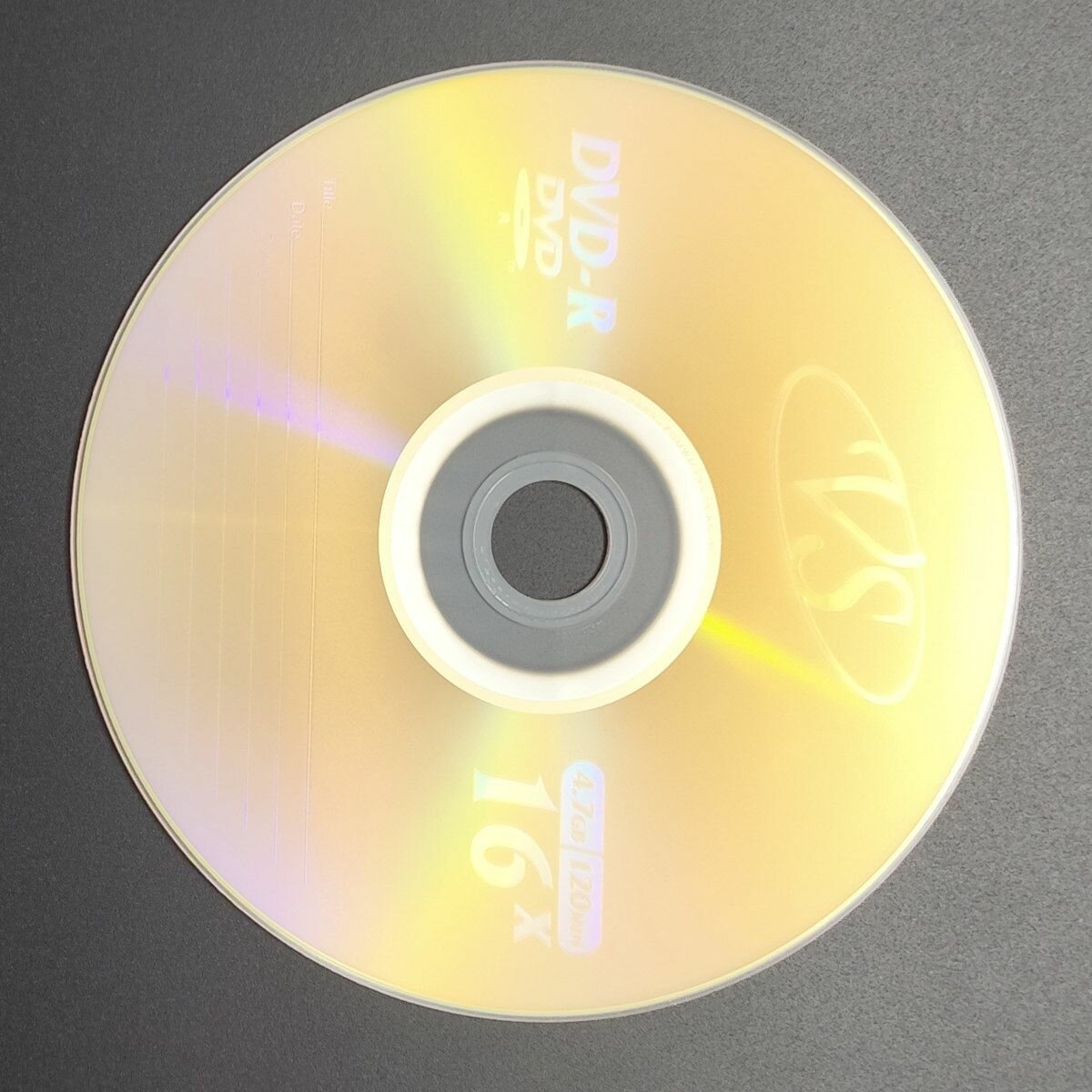 Диск DVD-R 4.7GB 16x в конверте, 3 штуки VS / Болванка DVD-R — фото 1