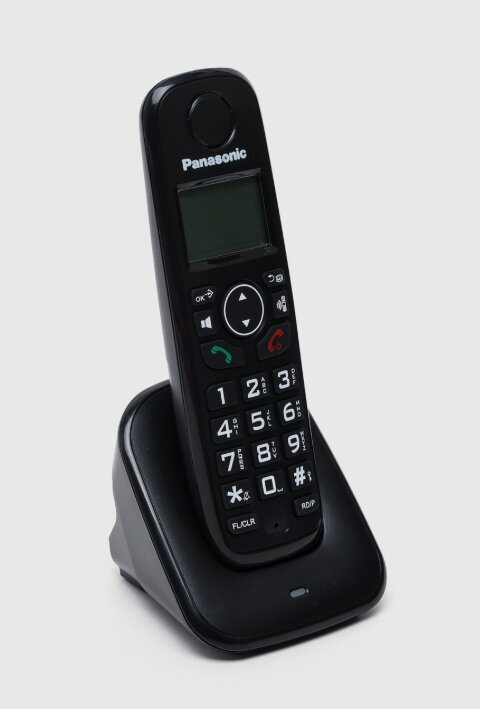 Радиотелефон Panasonic KX-TG6813 DECT 16 языков, черный 1 трубка — фото 1